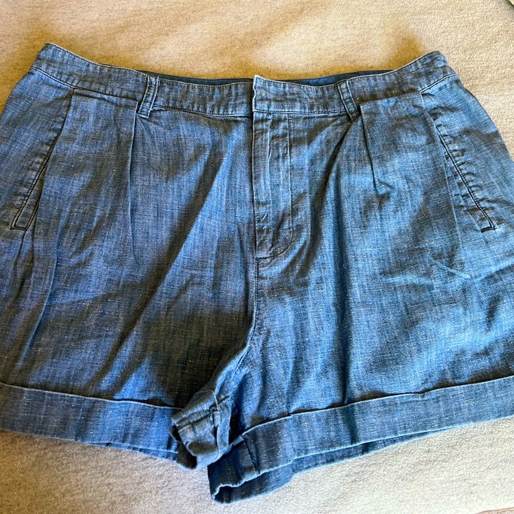 Marc Jacob’s Chambray Shorts